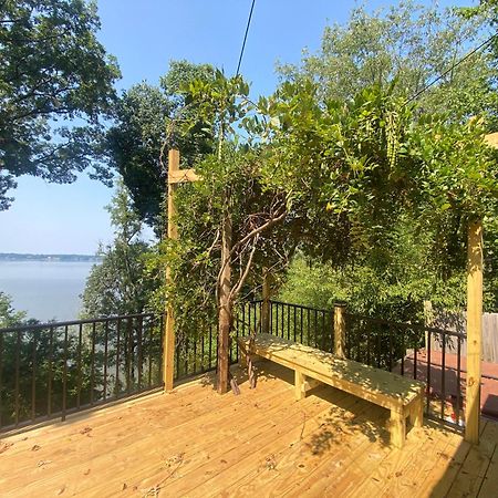 2 Bedroom Newly Renovated Waterfront Home; 10 Min From Mgm & The Gaylord 포트 워싱턴 외부 사진