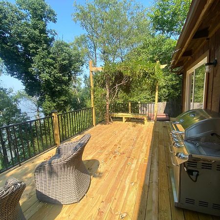 2 Bedroom Newly Renovated Waterfront Home; 10 Min From Mgm & The Gaylord 포트 워싱턴 외부 사진
