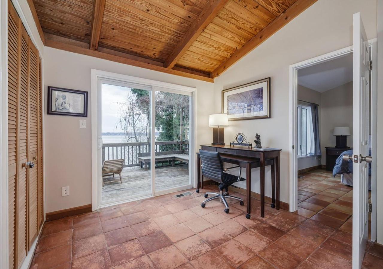 2 Bedroom Newly Renovated Waterfront Home; 10 Min From Mgm & The Gaylord 포트 워싱턴 외부 사진