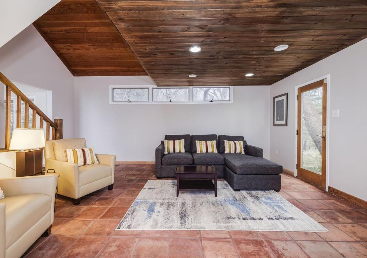 2 Bedroom Newly Renovated Waterfront Home; 10 Min From Mgm & The Gaylord 포트 워싱턴 외부 사진