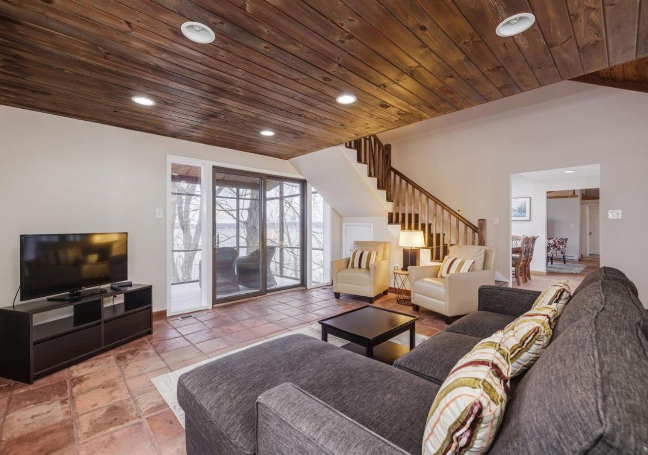 2 Bedroom Newly Renovated Waterfront Home; 10 Min From Mgm & The Gaylord 포트 워싱턴 외부 사진