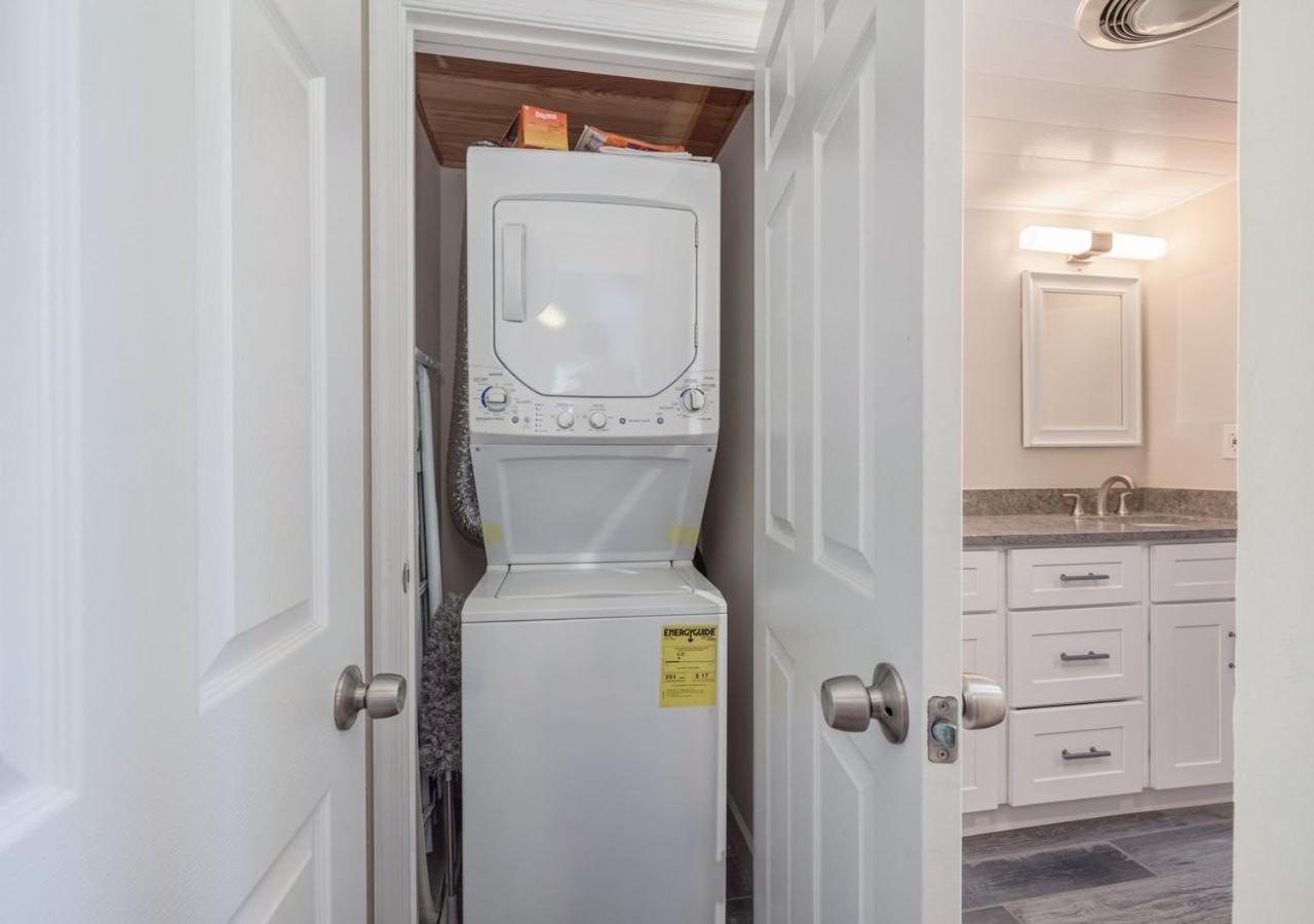 2 Bedroom Newly Renovated Waterfront Home; 10 Min From Mgm & The Gaylord 포트 워싱턴 외부 사진
