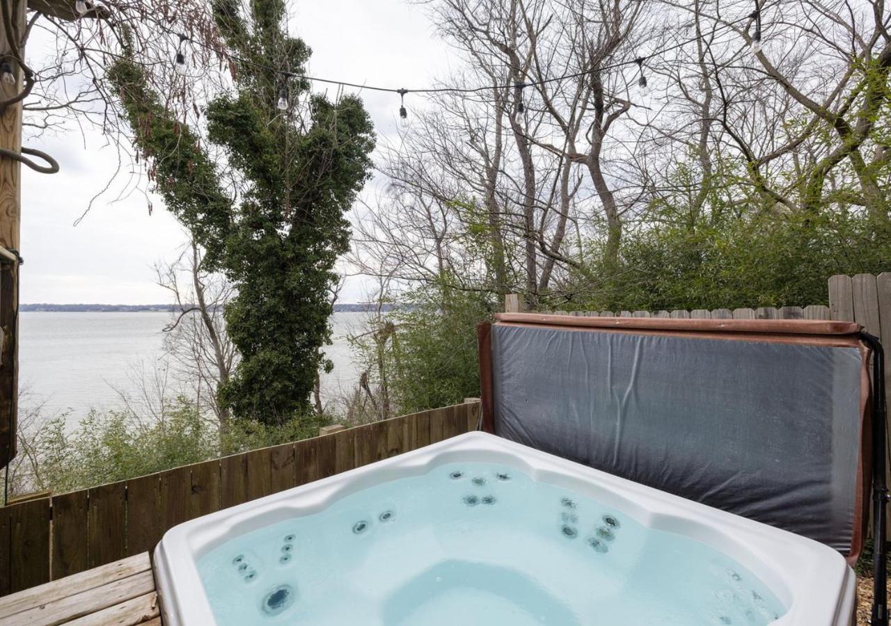 2 Bedroom Newly Renovated Waterfront Home; 10 Min From Mgm & The Gaylord 포트 워싱턴 외부 사진