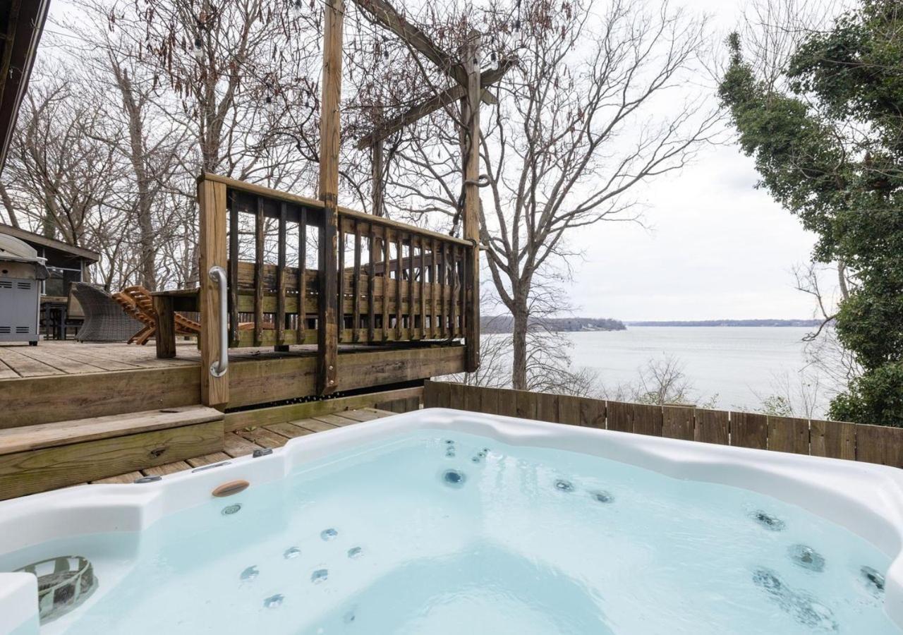 2 Bedroom Newly Renovated Waterfront Home; 10 Min From Mgm & The Gaylord 포트 워싱턴 외부 사진