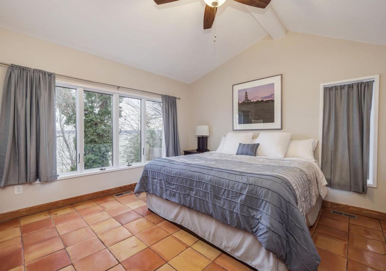 2 Bedroom Newly Renovated Waterfront Home; 10 Min From Mgm & The Gaylord 포트 워싱턴 외부 사진