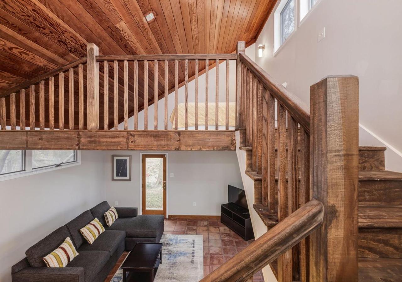2 Bedroom Newly Renovated Waterfront Home; 10 Min From Mgm & The Gaylord 포트 워싱턴 외부 사진